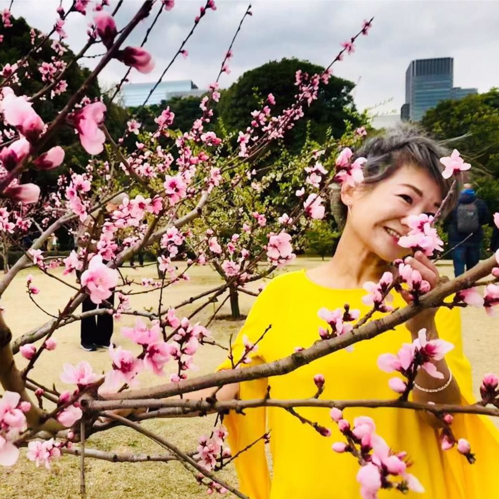 Meet your Posher, Yepo